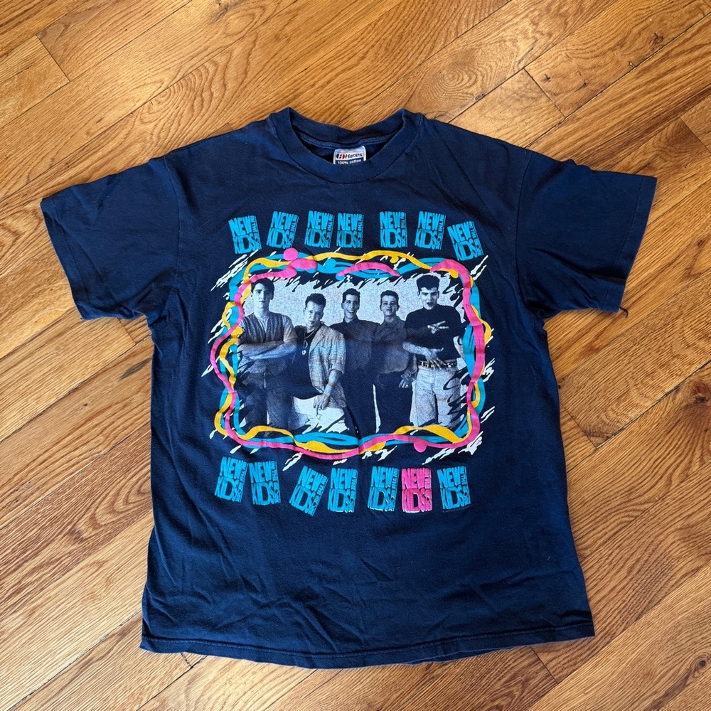 Vintage 90s New Kids on the Block single stitch tee xs